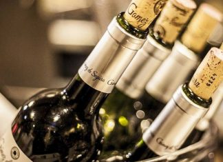 Consumul de vin inainte de culcare te poate ajuta sa slabesti