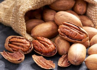 Nuci pecan: nutritie, beneficii si cum sa le includem in dieta